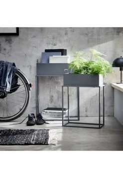 BUTLERS® PLANTA Pflanzkasten Mit Gestell B 55 X T 25cm Grau 7 BUTLERS® PLANTA Pflanzkasten Mit Gestell B 55 X T 25cm Grau -Wohn-esszimmer Verkäufe unnamed file 2164