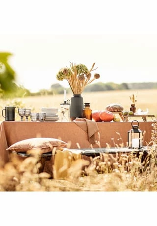 BUTLERS® ON STAGE Holzpodest L 36 X B 22cm 9 BUTLERS® ON STAGE Holzpodest L 36 X B 22cm – Bild 9